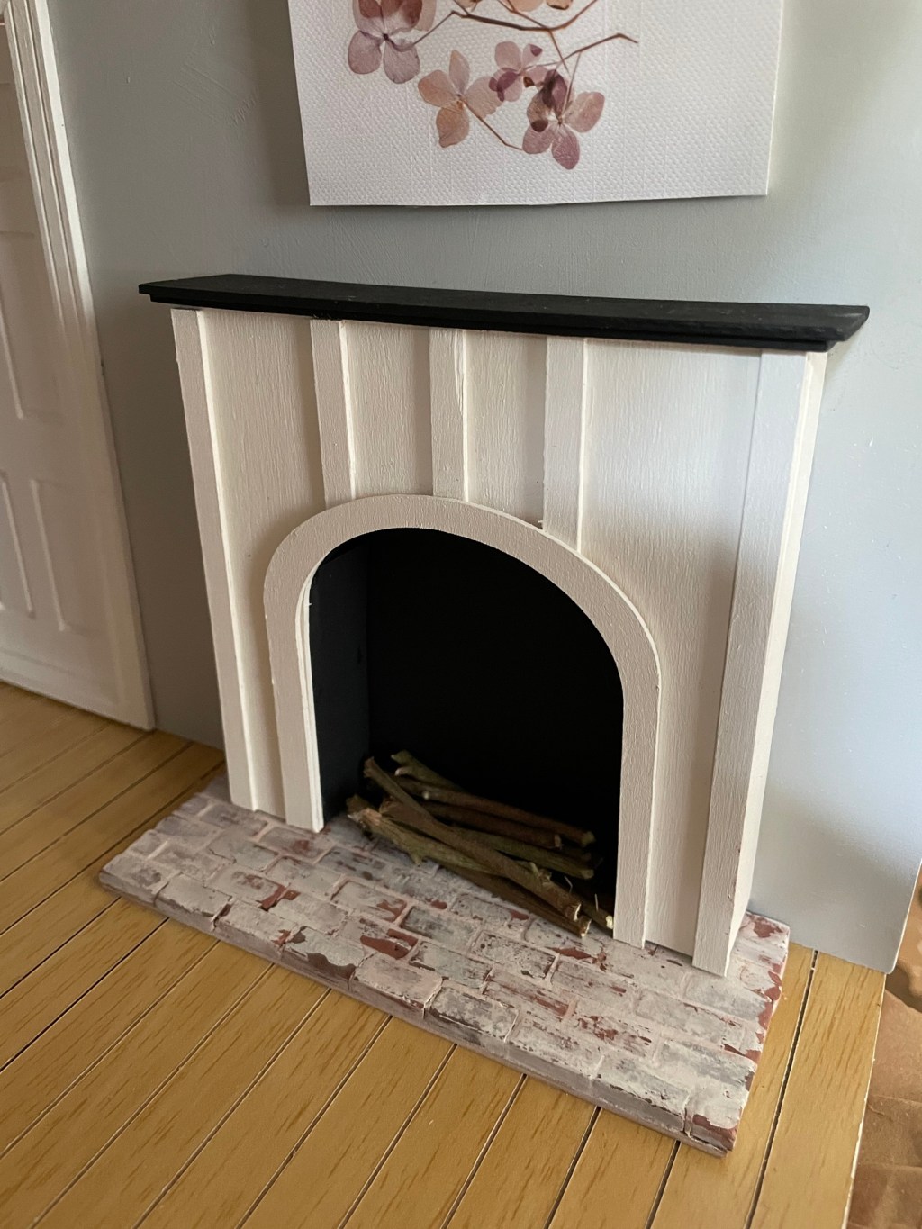DIY 1:12 Dollhouse Fireplace Tutorial Using a Cricut&nbsp;Maker