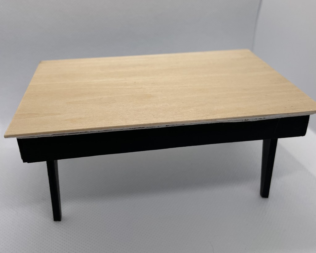 1:12 Scale DIY Dollhouse Kitchen Table with&nbsp;Apron